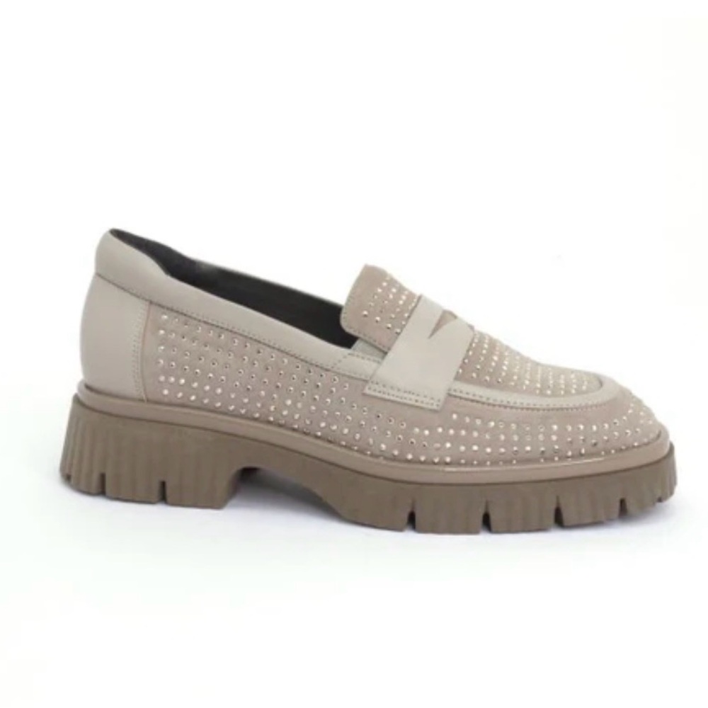 SOFTWAVES Vailea neutral platform loafer with shimmer - Size 39.5 / US 9 -9.5